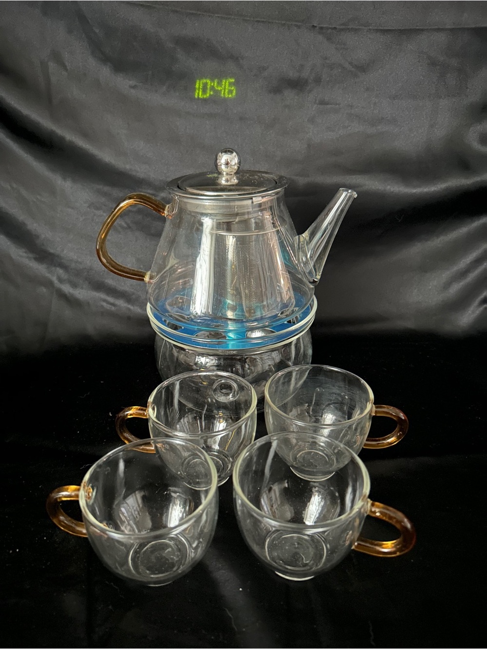 Minimalist Hand Blown Tea Pot With Wormer and 4 Glass Cup With Amber Handes